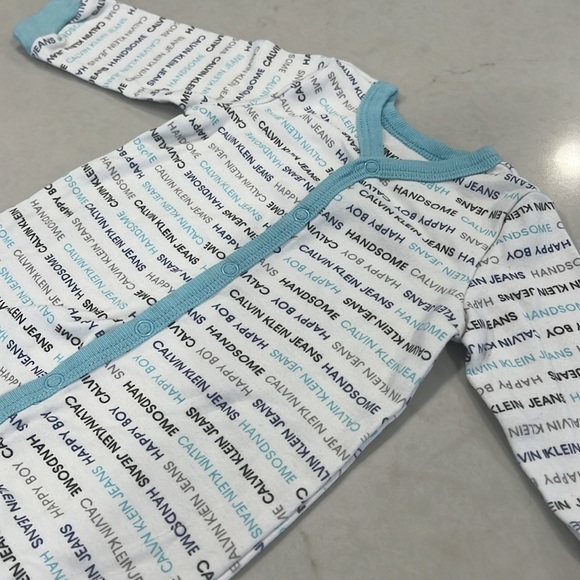 Calvin Klein Jeans baby footed coverall, never worn, size 3/6 months. - Picture 2 of 3